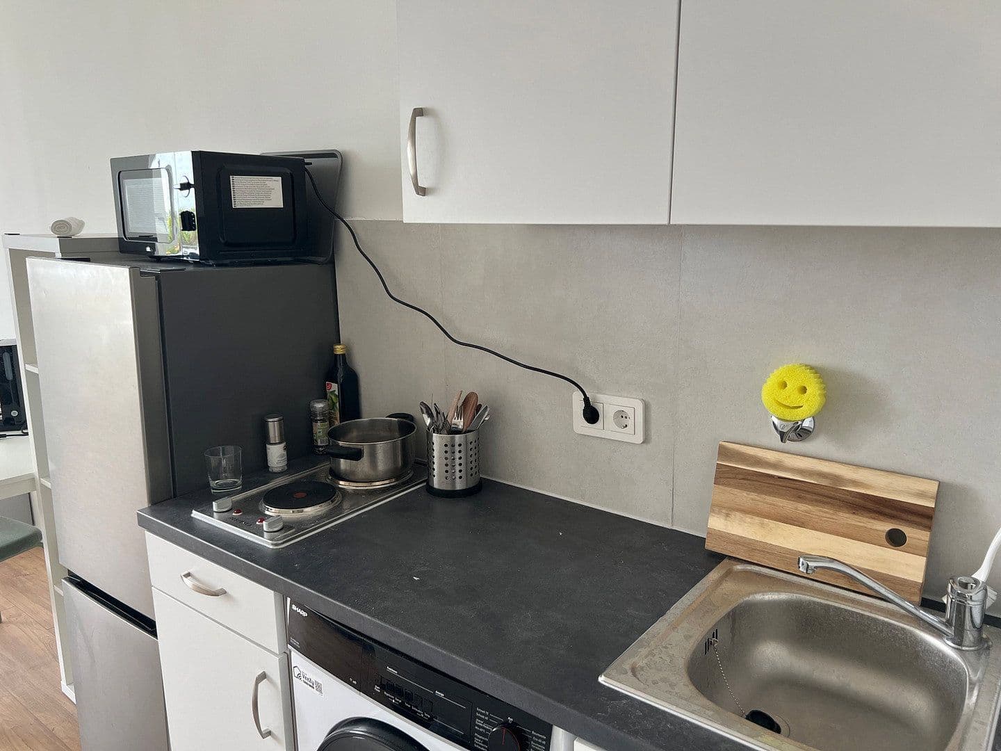 Pronájem bytu 1+1 20 m², Kirchseeoner Straße 1, München, Bavorsko Pronájem bytu 1+1 20 m², Kirchseeoner Straße 1, München, Bavorsko