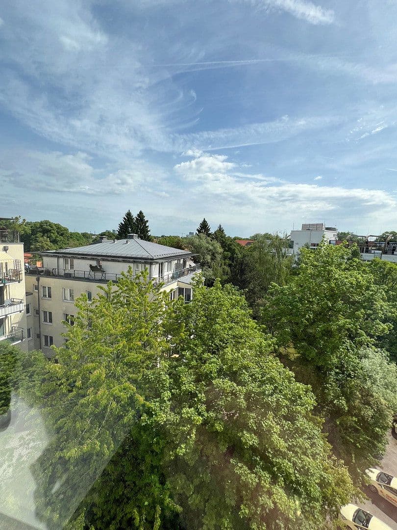 Pronájem bytu 1+1 20 m², Kirchseeoner Straße 1, München, Bavorsko Pronájem bytu 1+1 20 m², Kirchseeoner Straße 1, München, Bavorsko