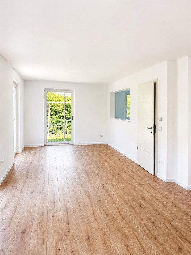 Prodej domu 144 m², pozemek 574 m², Isarstr, Ludwigsfelde, Braniborsko Prodej domu 144 m², pozemek 574 m², Isarstr, Ludwigsfelde, Braniborsko