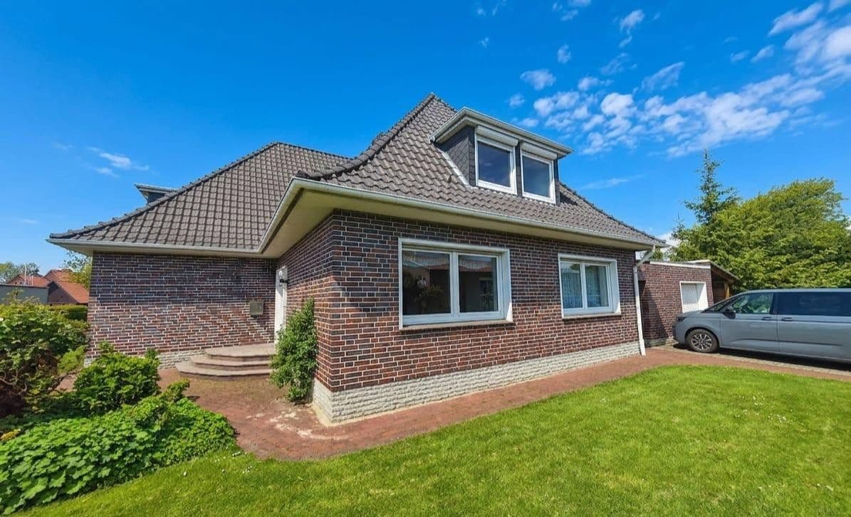 Prodej domu 212 m², pozemek 820 m², Luchtenburg 34, Twistringen, Dolní Sasko Prodej domu 212 m², pozemek 820 m², Luchtenburg 34, Twistringen, Dolní Sasko