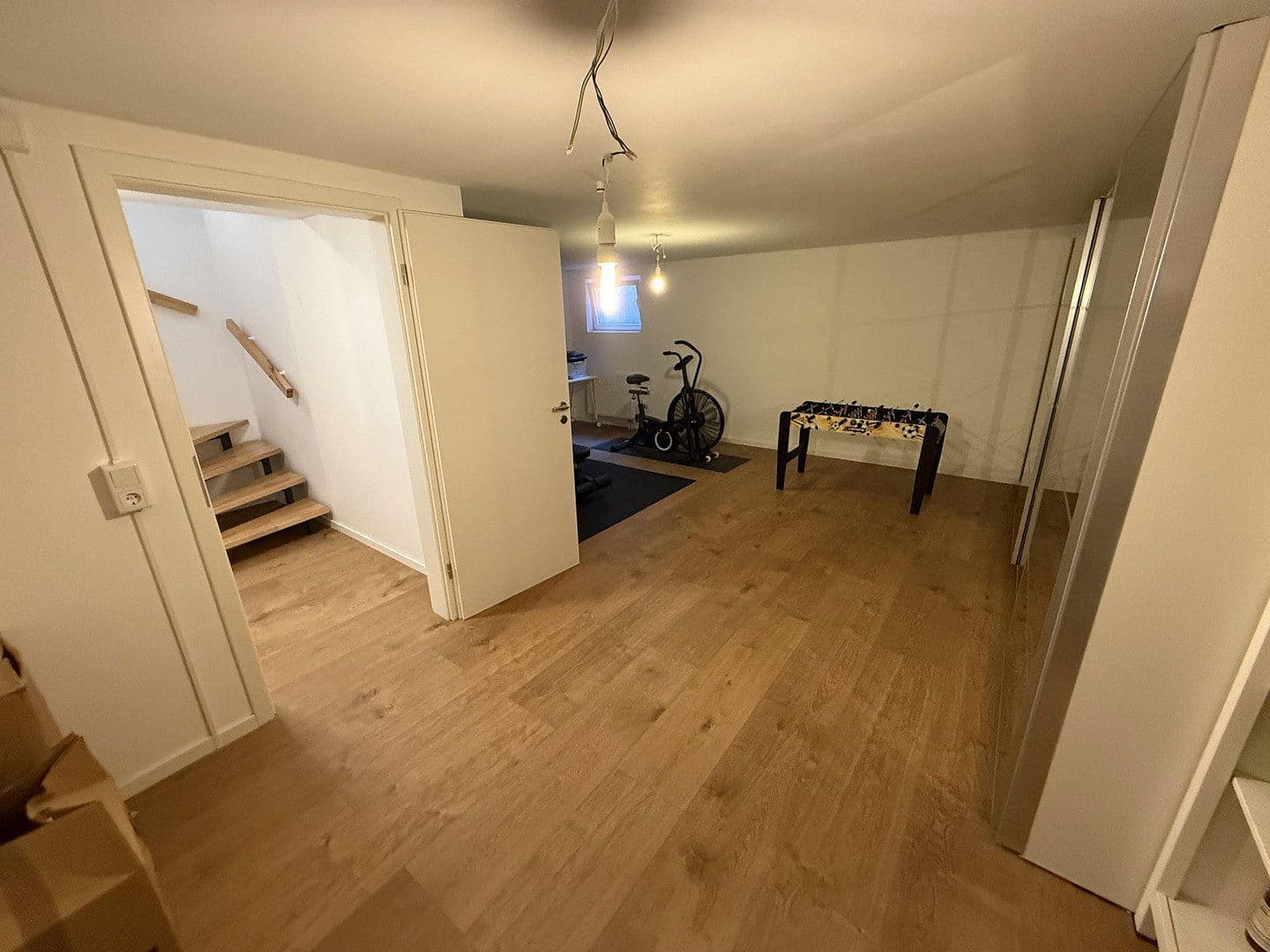 Prodej domu 141 m², pozemek 131 m², Kandisweg 9, Groß-Gerau, Hessen Prodej domu 141 m², pozemek 131 m², Kandisweg 9, Groß-Gerau, Hessen