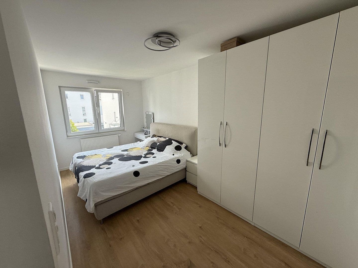 Prodej domu 141 m², pozemek 131 m², Kandisweg 9, Groß-Gerau, Hessen Prodej domu 141 m², pozemek 131 m², Kandisweg 9, Groß-Gerau, Hessen