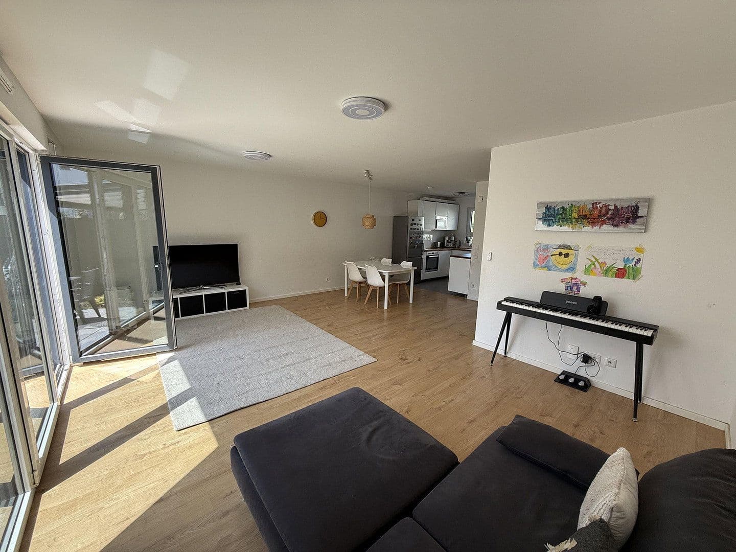 Prodej domu 141 m², pozemek 131 m², Kandisweg 9, Groß-Gerau, Hessen Prodej domu 141 m², pozemek 131 m², Kandisweg 9, Groß-Gerau, Hessen