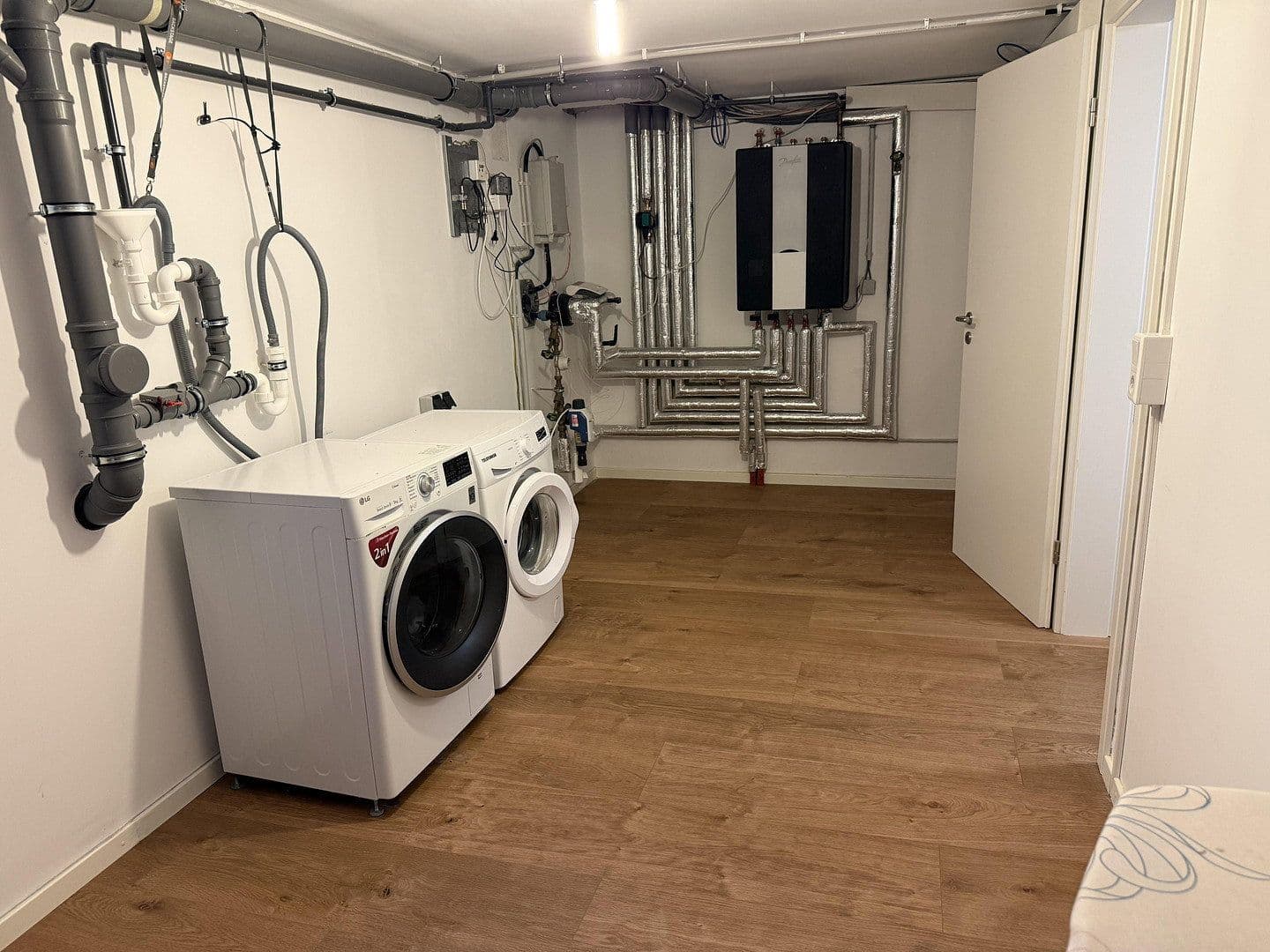 Prodej domu 141 m², pozemek 131 m², Kandisweg 9, Groß-Gerau, Hessen Prodej domu 141 m², pozemek 131 m², Kandisweg 9, Groß-Gerau, Hessen