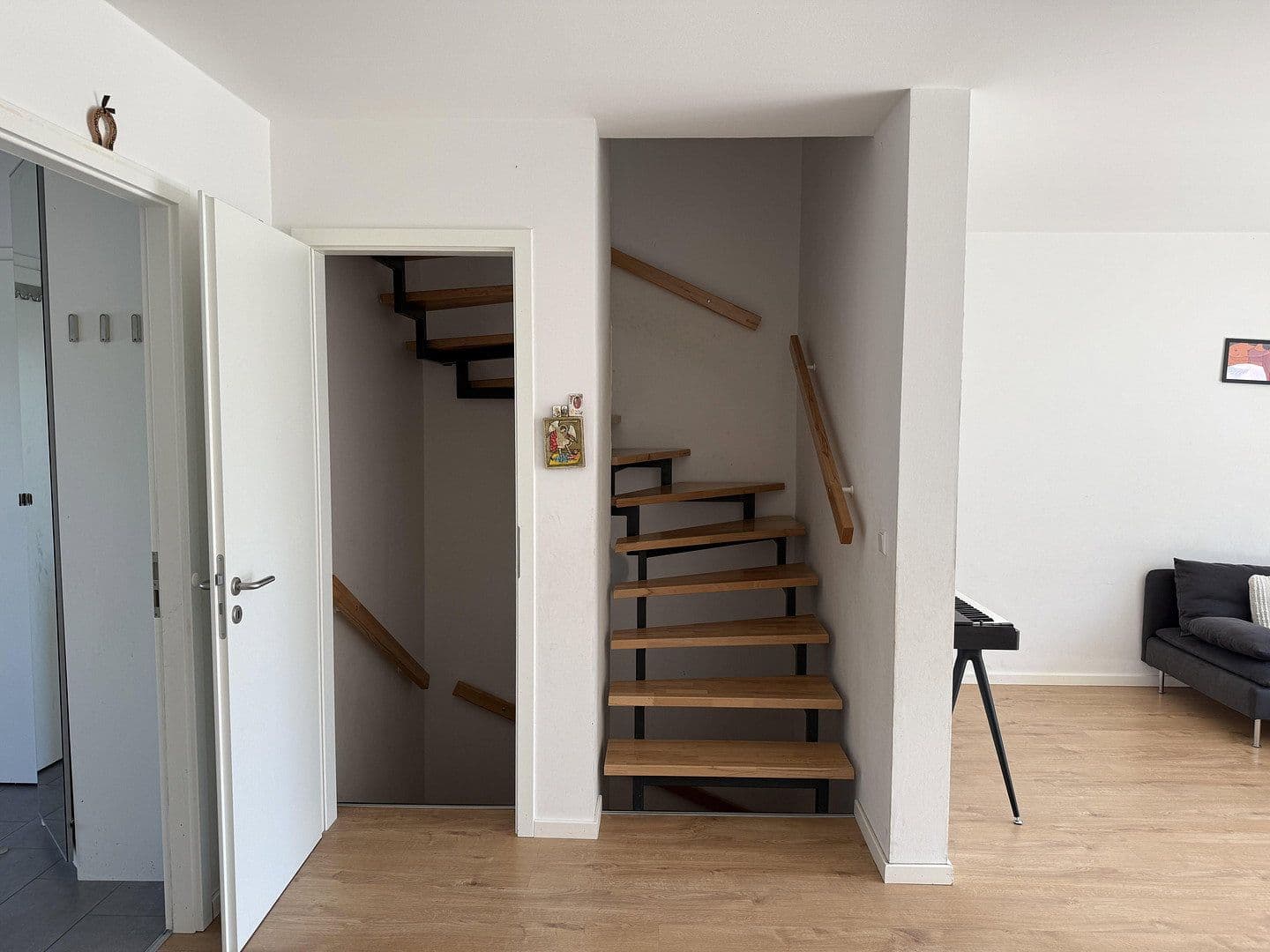 Prodej domu 141 m², pozemek 131 m², Kandisweg 9, Groß-Gerau, Hessen Prodej domu 141 m², pozemek 131 m², Kandisweg 9, Groß-Gerau, Hessen
