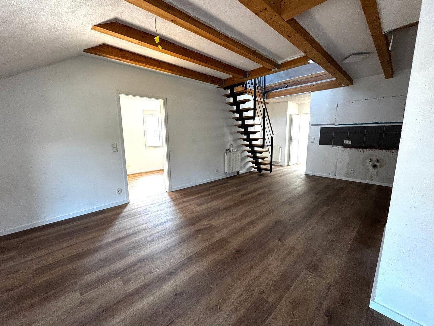 Pronájem bytu 3+1 85 m², Nibelungenstraße 160, Lautertal (Odenwald), Hessen Pronájem bytu 3+1 85 m², Nibelungenstraße 160, Lautertal (Odenwald), Hessen