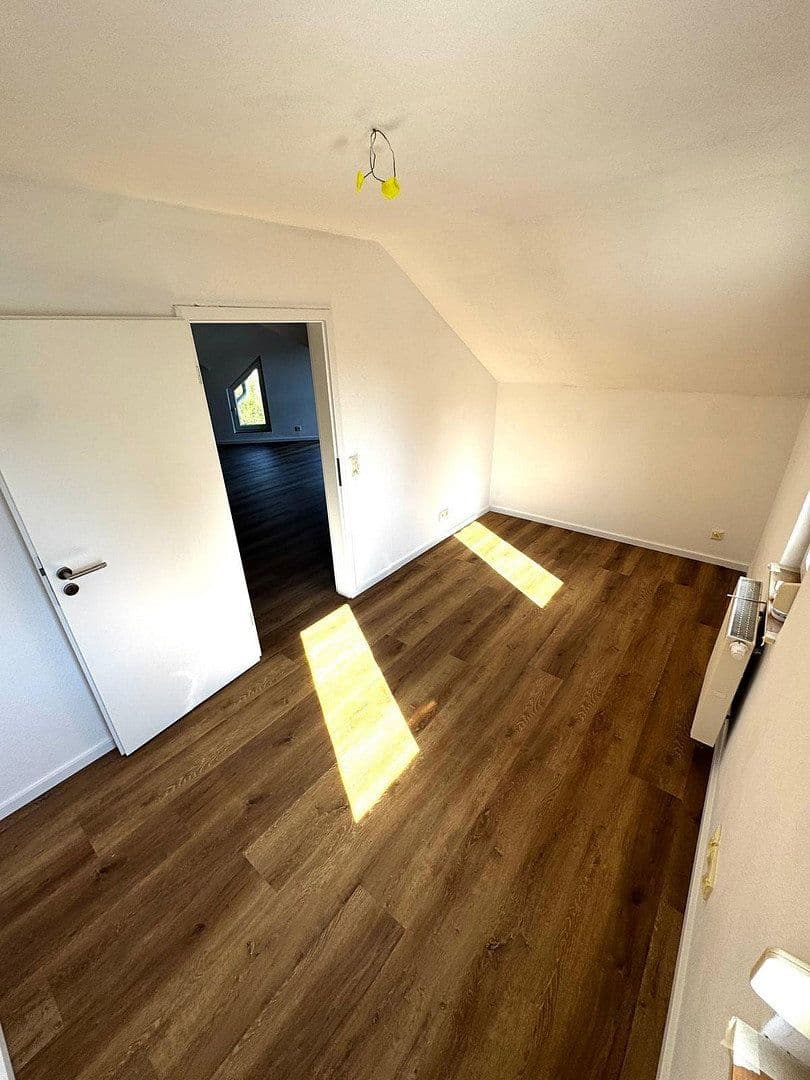 Pronájem bytu 3+1 85 m², Nibelungenstraße 160, Lautertal (Odenwald), Hessen Pronájem bytu 3+1 85 m², Nibelungenstraße 160, Lautertal (Odenwald), Hessen