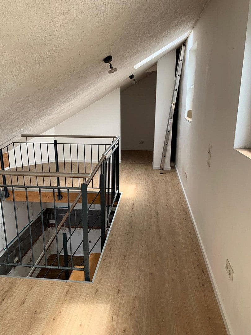 Pronájem bytu 3+1 85 m², Nibelungenstraße 160, Lautertal (Odenwald), Hessen Pronájem bytu 3+1 85 m², Nibelungenstraße 160, Lautertal (Odenwald), Hessen