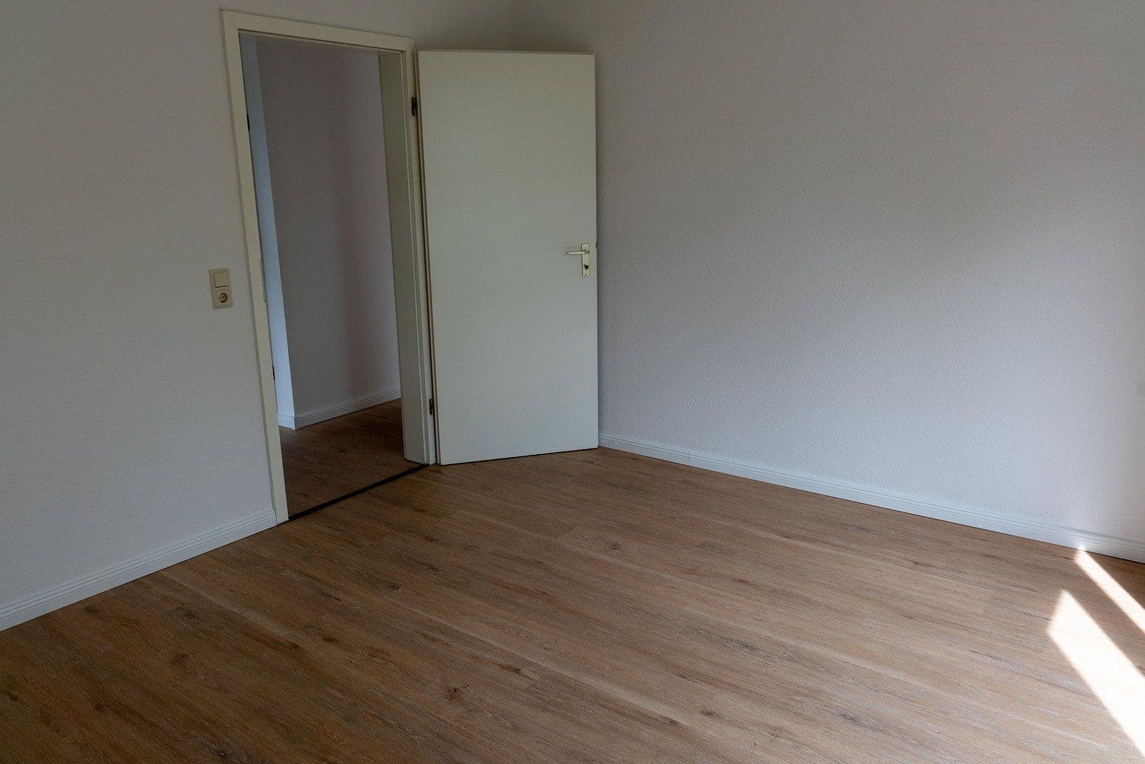 Pronájem bytu 3+1 71 m², Haldensleben, Sasko-Anhaltsko Pronájem bytu 3+1 71 m², Haldensleben, Sasko-Anhaltsko