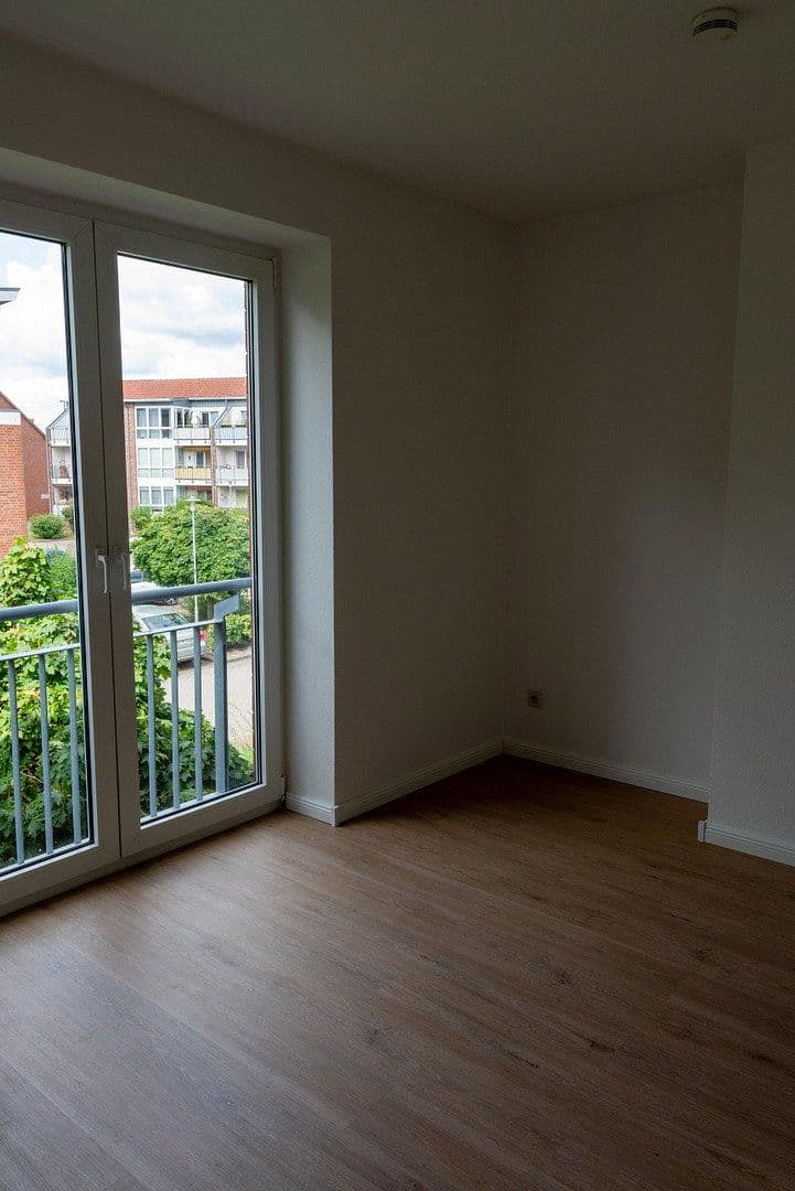 Pronájem bytu 3+1 71 m², Haldensleben, Sasko-Anhaltsko Pronájem bytu 3+1 71 m², Haldensleben, Sasko-Anhaltsko