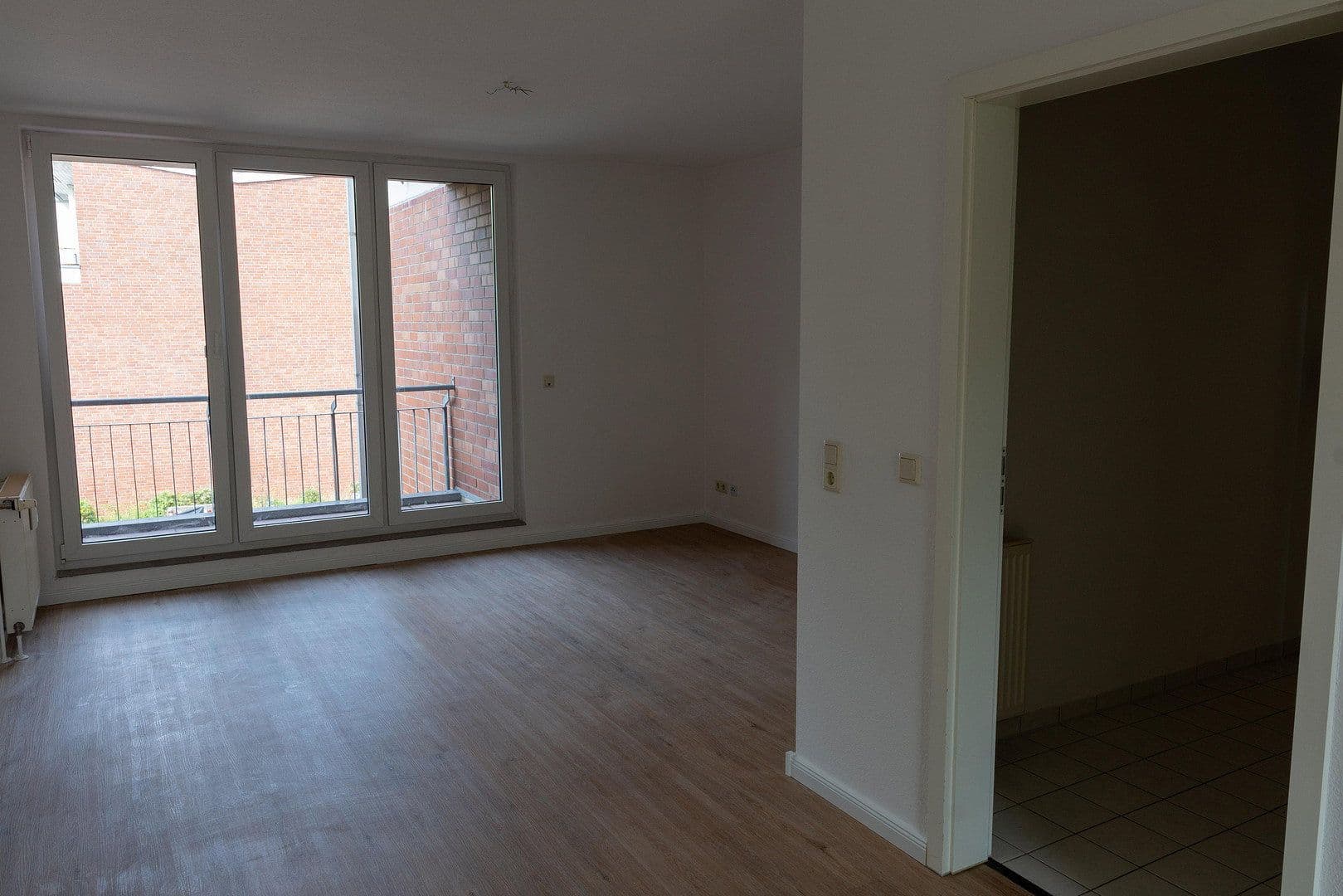 Pronájem bytu 3+1 71 m², Haldensleben, Sasko-Anhaltsko Pronájem bytu 3+1 71 m², Haldensleben, Sasko-Anhaltsko