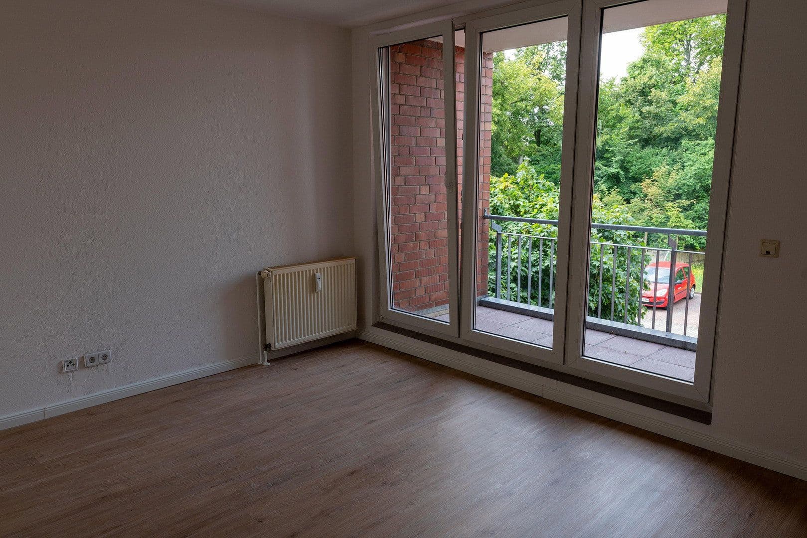 Pronájem bytu 3+1 71 m², Haldensleben, Sasko-Anhaltsko Pronájem bytu 3+1 71 m², Haldensleben, Sasko-Anhaltsko