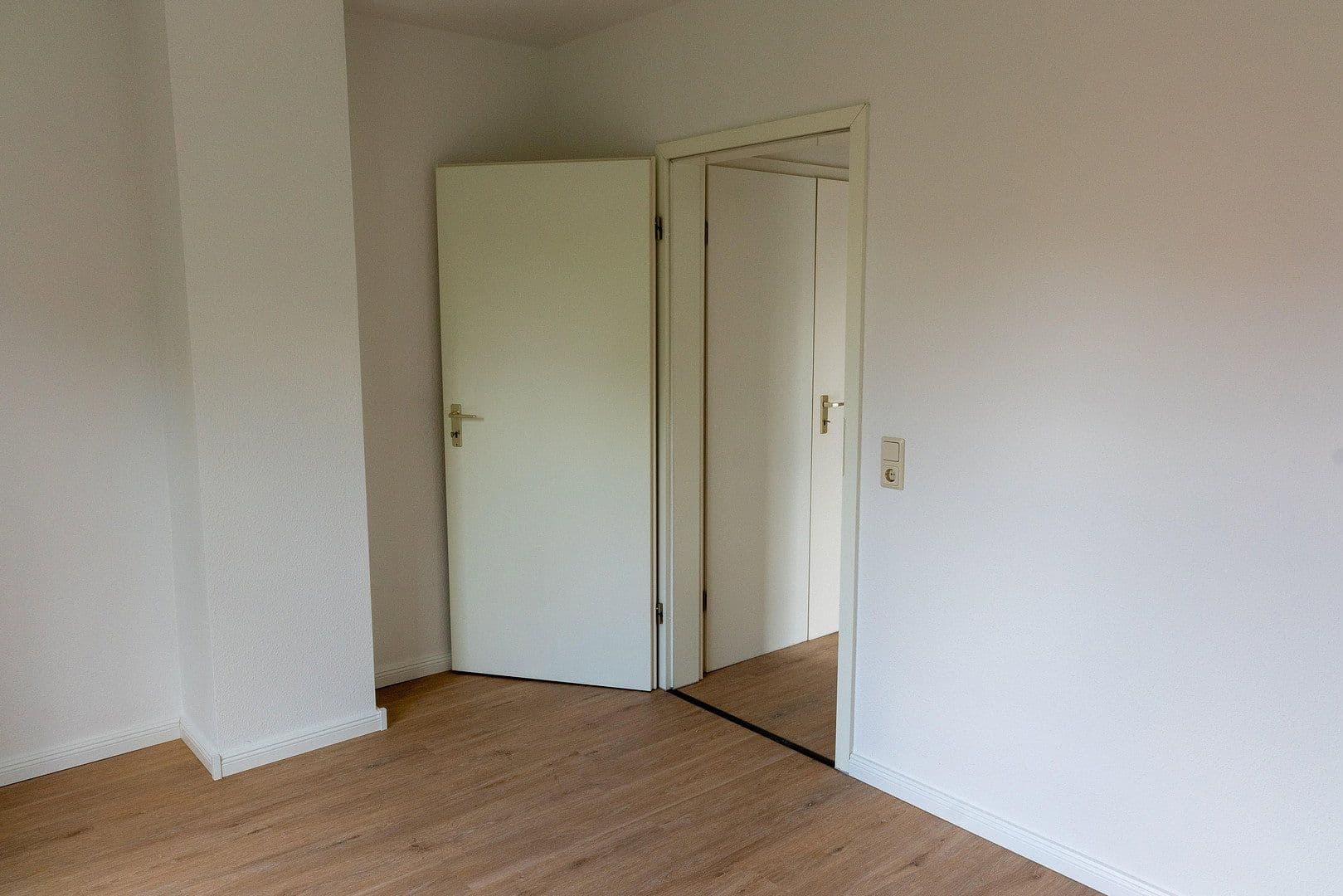 Pronájem bytu 3+1 71 m², Haldensleben, Sasko-Anhaltsko Pronájem bytu 3+1 71 m², Haldensleben, Sasko-Anhaltsko