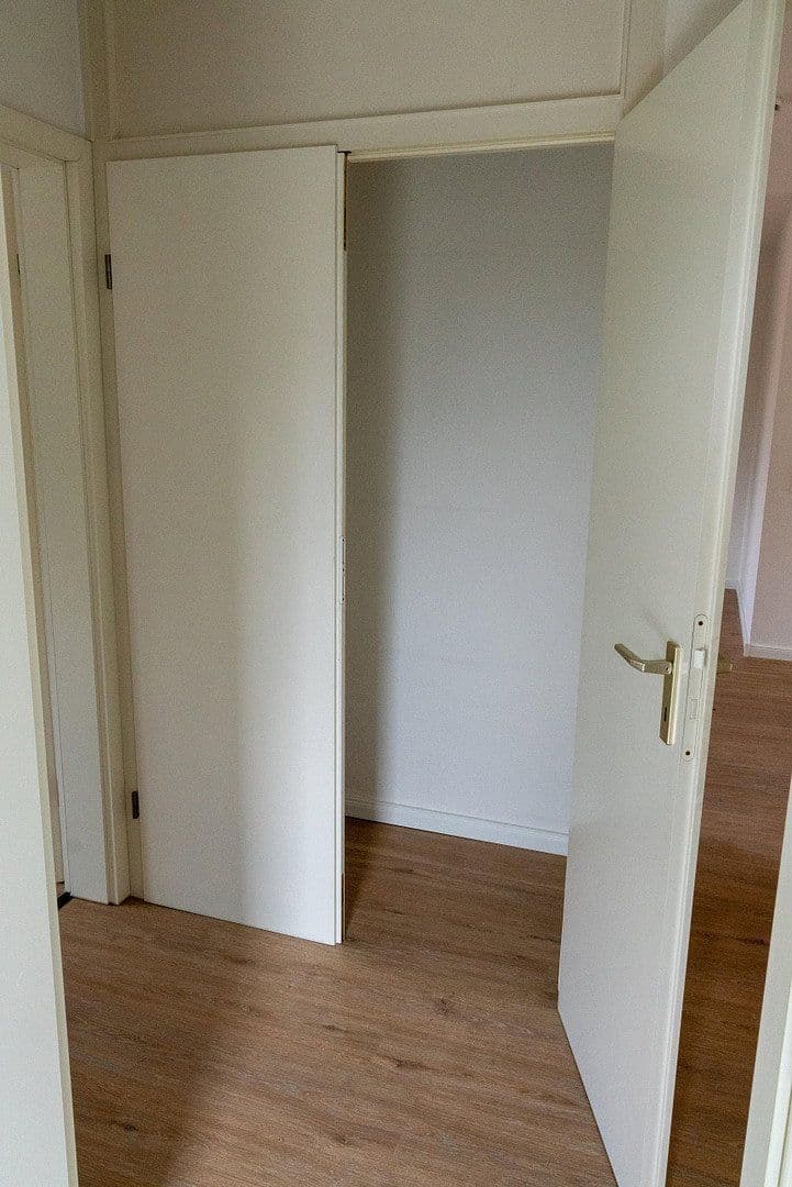 Pronájem bytu 3+1 71 m², Haldensleben, Sasko-Anhaltsko Pronájem bytu 3+1 71 m², Haldensleben, Sasko-Anhaltsko