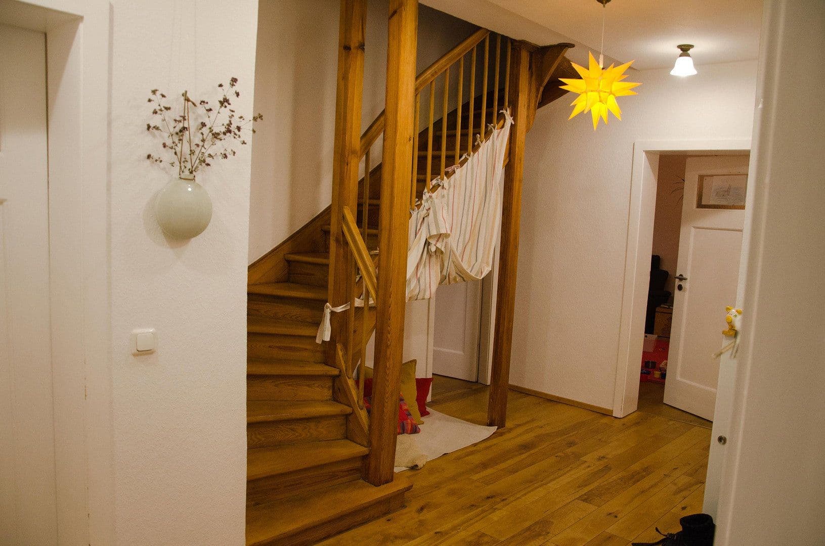 Pronájem bytu 7+1 141 m², Kassel, Hessen Pronájem bytu 7+1 141 m², Kassel, Hessen