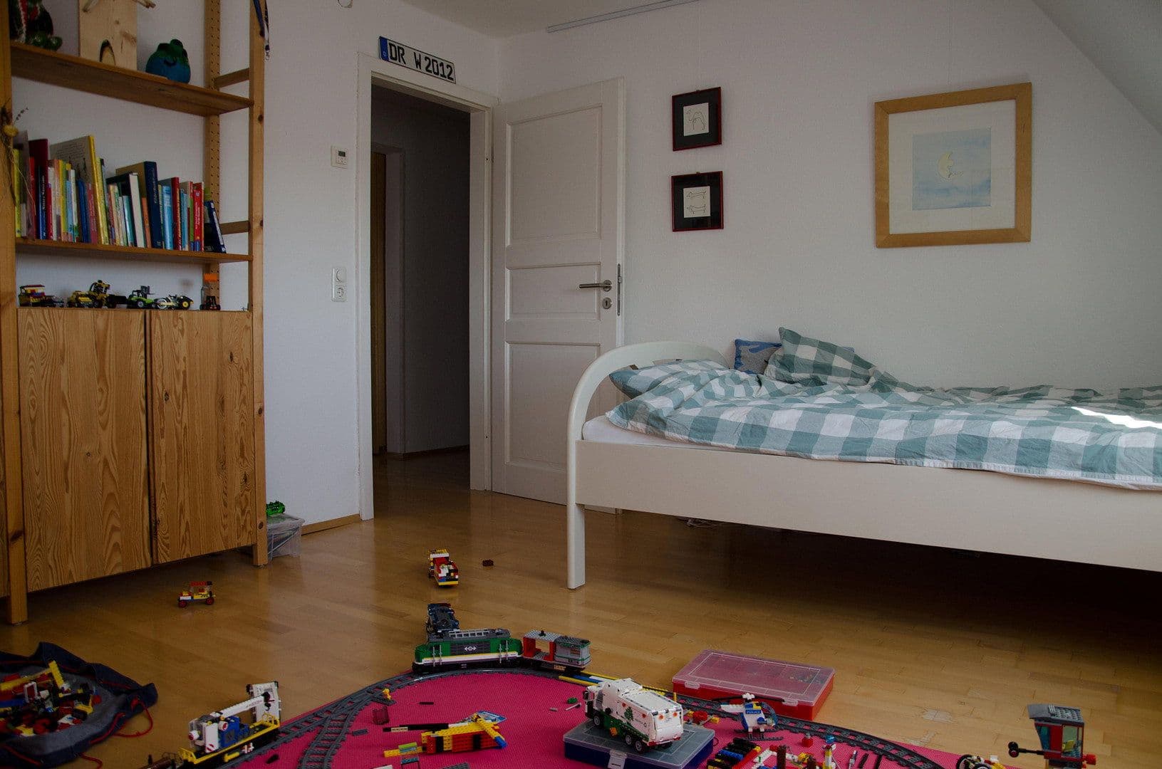 Pronájem bytu 7+1 141 m², Kassel, Hessen Pronájem bytu 7+1 141 m², Kassel, Hessen