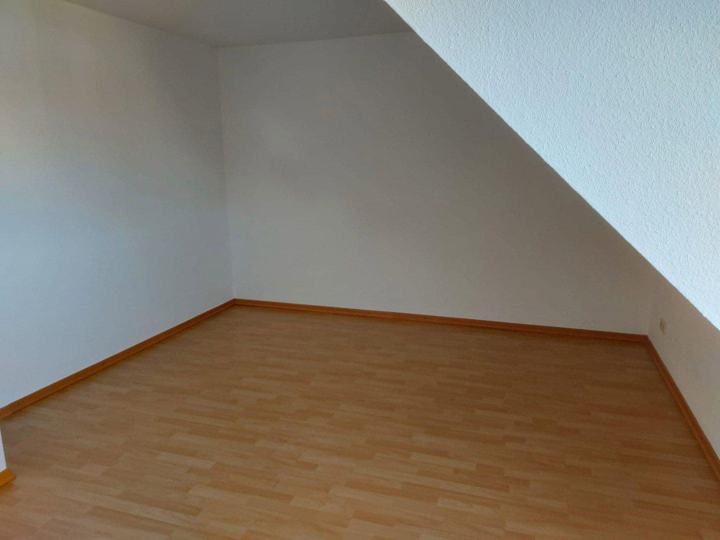 Prodej bytu 3+1 89 m², Frechen, Severní Porýní-Vestfálsko Prodej bytu 3+1 89 m², Frechen, Severní Porýní-Vestfálsko