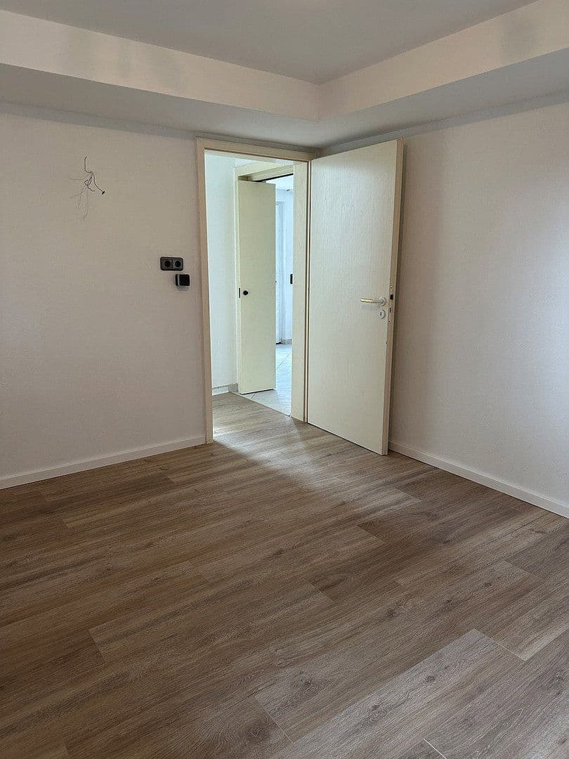 Pronájem domu 192 m², pozemek 539 m², Mühltal, Hessen Pronájem domu 192 m², pozemek 539 m², Mühltal, Hessen