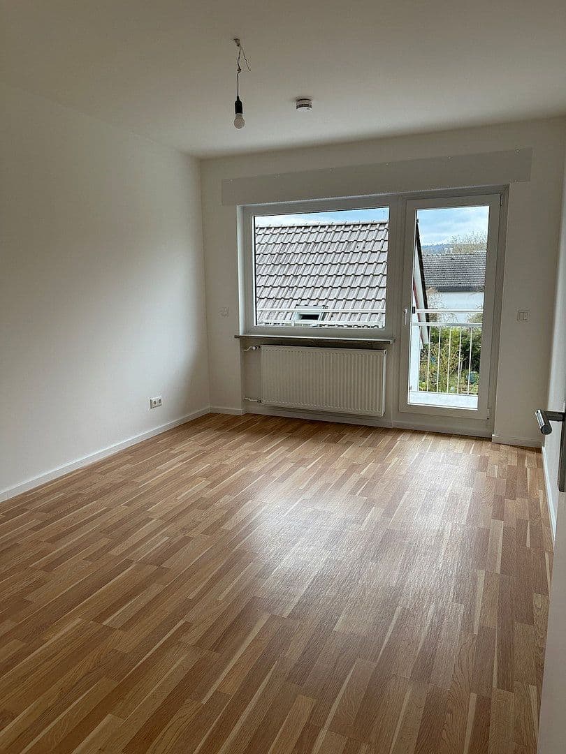 Pronájem domu 192 m², pozemek 539 m², Mühltal, Hessen Pronájem domu 192 m², pozemek 539 m², Mühltal, Hessen