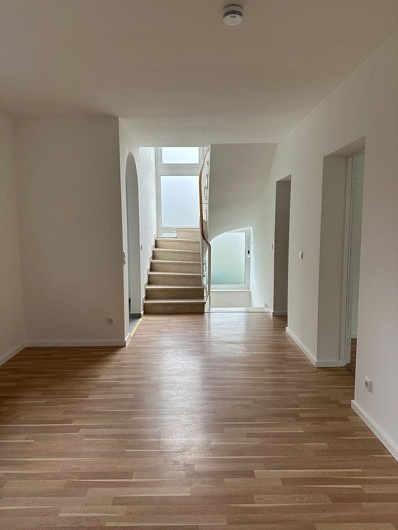 Pronájem domu 192 m², pozemek 539 m², Mühltal, Hessen Pronájem domu 192 m², pozemek 539 m², Mühltal, Hessen