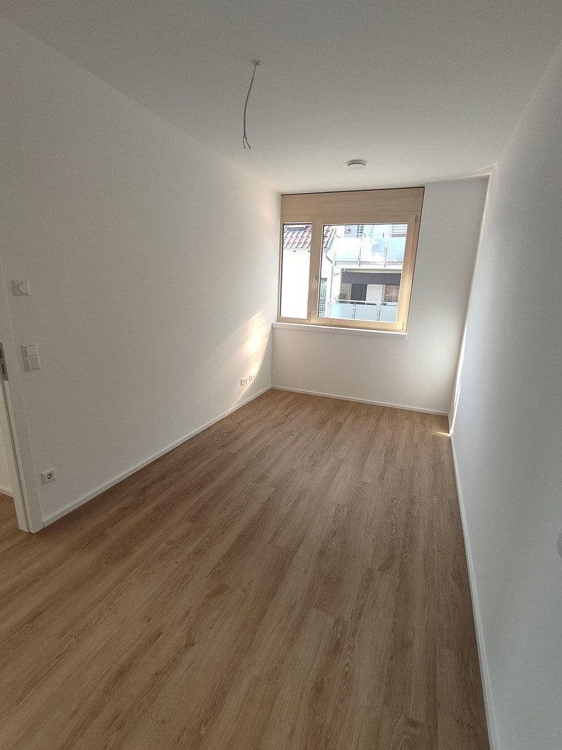 Pronájem bytu 3+1 113 m², Wilhelm-Schussen-Str. 44, Bad Schussenried, Bádensko-Württembersko Pronájem bytu 3+1 113 m², Wilhelm-Schussen-Str. 44, Bad Schussenried, Bádensko-Württembersko