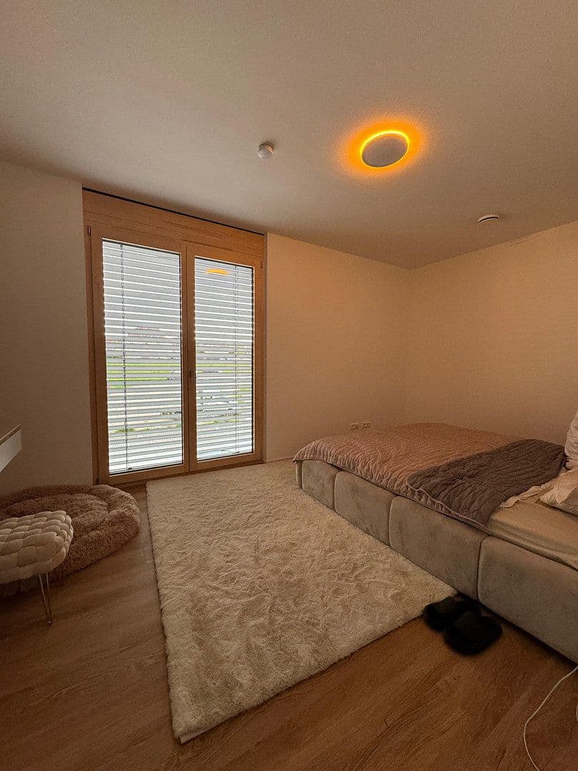 Pronájem bytu 3+1 113 m², Wilhelm-Schussen-Str. 44, Bad Schussenried, Bádensko-Württembersko Pronájem bytu 3+1 113 m², Wilhelm-Schussen-Str. 44, Bad Schussenried, Bádensko-Württembersko