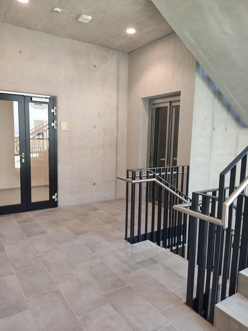 Pronájem bytu 3+1 113 m², Wilhelm-Schussen-Str. 44, Bad Schussenried, Bádensko-Württembersko Pronájem bytu 3+1 113 m², Wilhelm-Schussen-Str. 44, Bad Schussenried, Bádensko-Württembersko