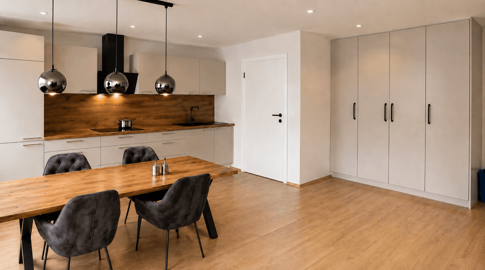 Pronájem bytu 2+1 52 m², Oberschleißheim, Bavorsko Pronájem bytu 2+1 52 m², Oberschleißheim, Bavorsko