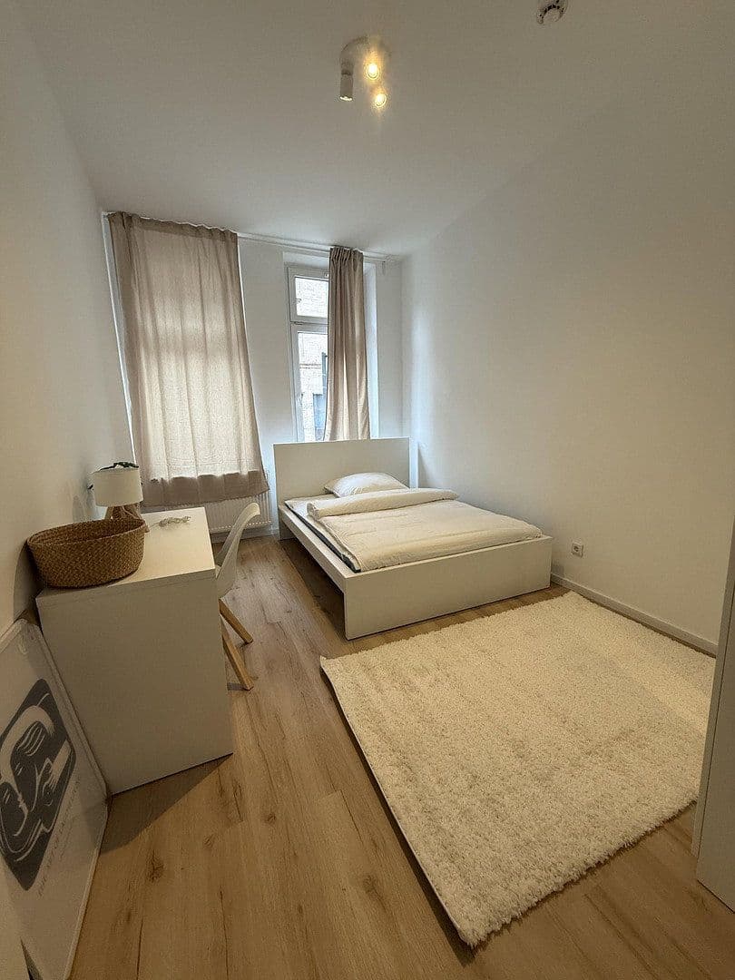 Pronájem bytu 14 m², Holzschuherstraße 19, Nürnberg, Bavorsko Pronájem bytu 14 m², Holzschuherstraße 19, Nürnberg, Bavorsko