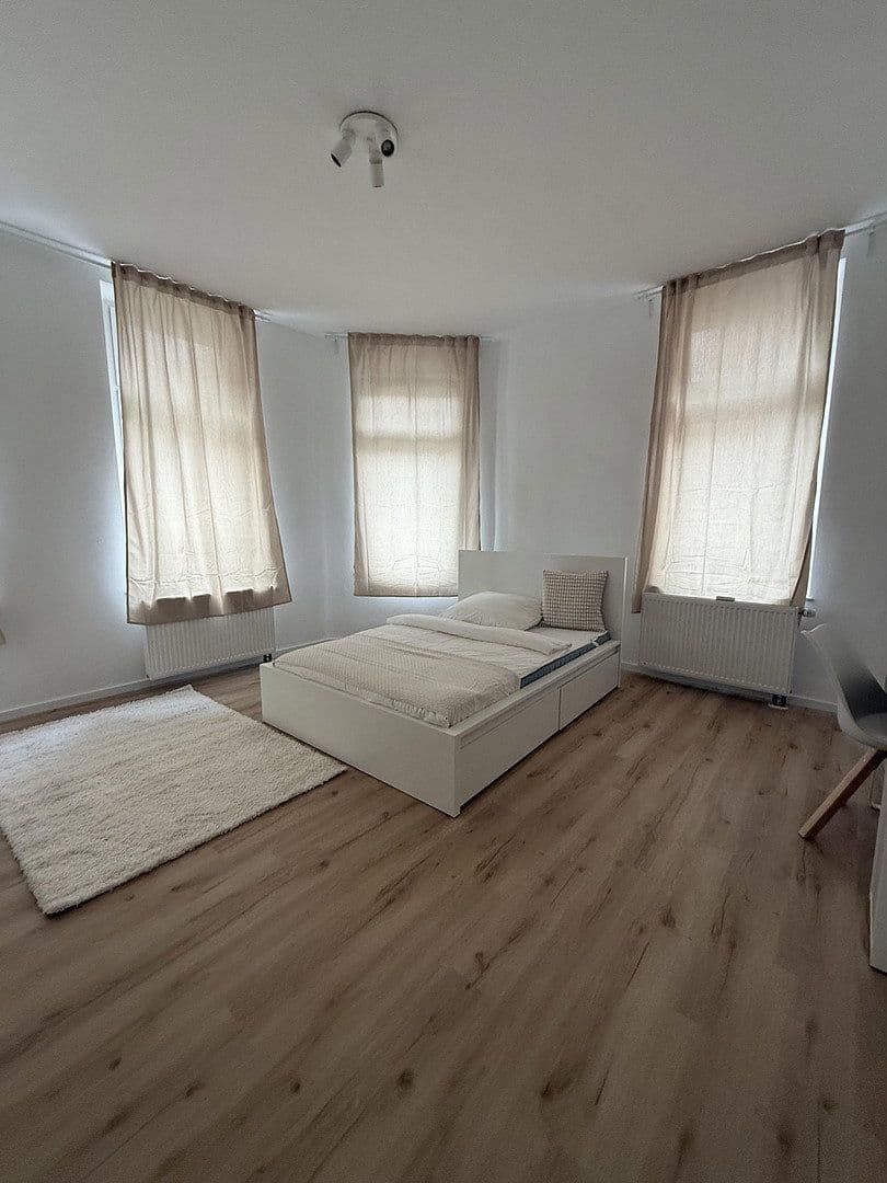 Pronájem bytu 14 m², Holzschuherstraße 19, Nürnberg, Bavorsko Pronájem bytu 14 m², Holzschuherstraße 19, Nürnberg, Bavorsko