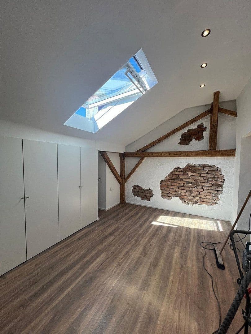 Pronájem domu 157 m², pozemek 500 m², Bad Endorf, Bavorsko Pronájem domu 157 m², pozemek 500 m², Bad Endorf, Bavorsko