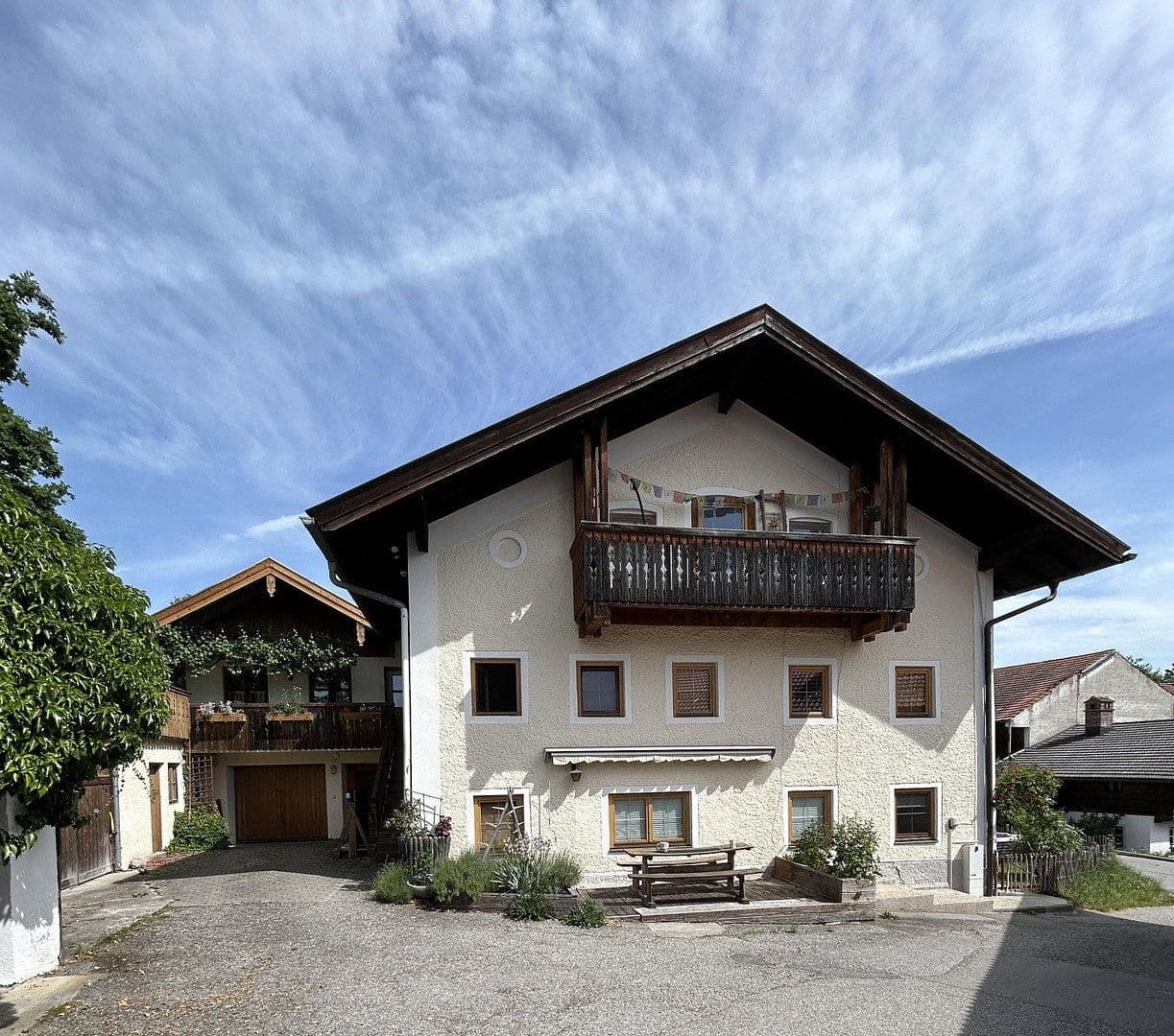 Pronájem domu 157 m², pozemek 500 m², Bad Endorf, Bavorsko Pronájem domu 157 m², pozemek 500 m², Bad Endorf, Bavorsko