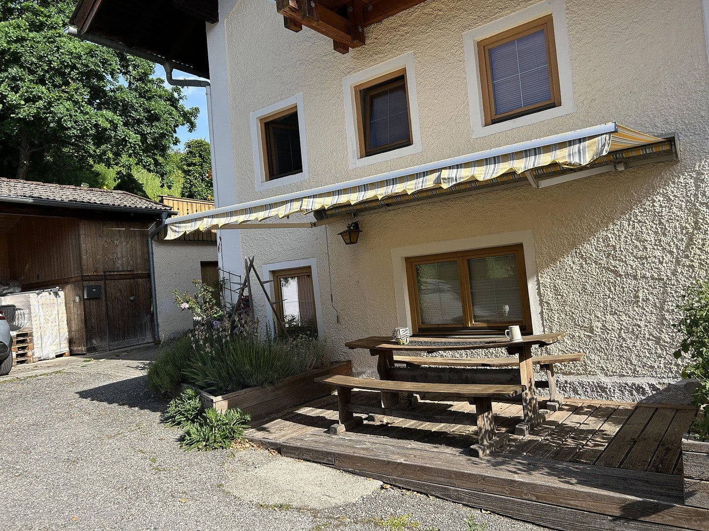 Pronájem domu 157 m², pozemek 500 m², Bad Endorf, Bavorsko Pronájem domu 157 m², pozemek 500 m², Bad Endorf, Bavorsko
