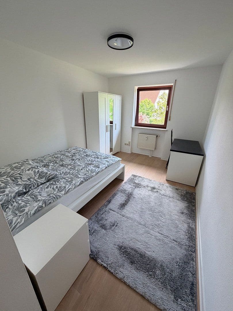 Pronájem bytu 3+1 75 m², Polkostraße 38a, München, Bavorsko Pronájem bytu 3+1 75 m², Polkostraße 38a, München, Bavorsko