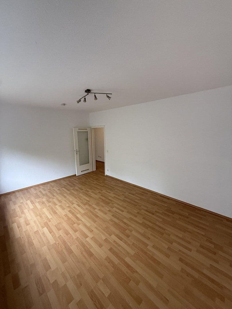Pronájem bytu 2+1 58 m², Susannastr.19, Essen, Severní Porýní-Vestfálsko Pronájem bytu 2+1 58 m², Susannastr.19, Essen, Severní Porýní-Vestfálsko