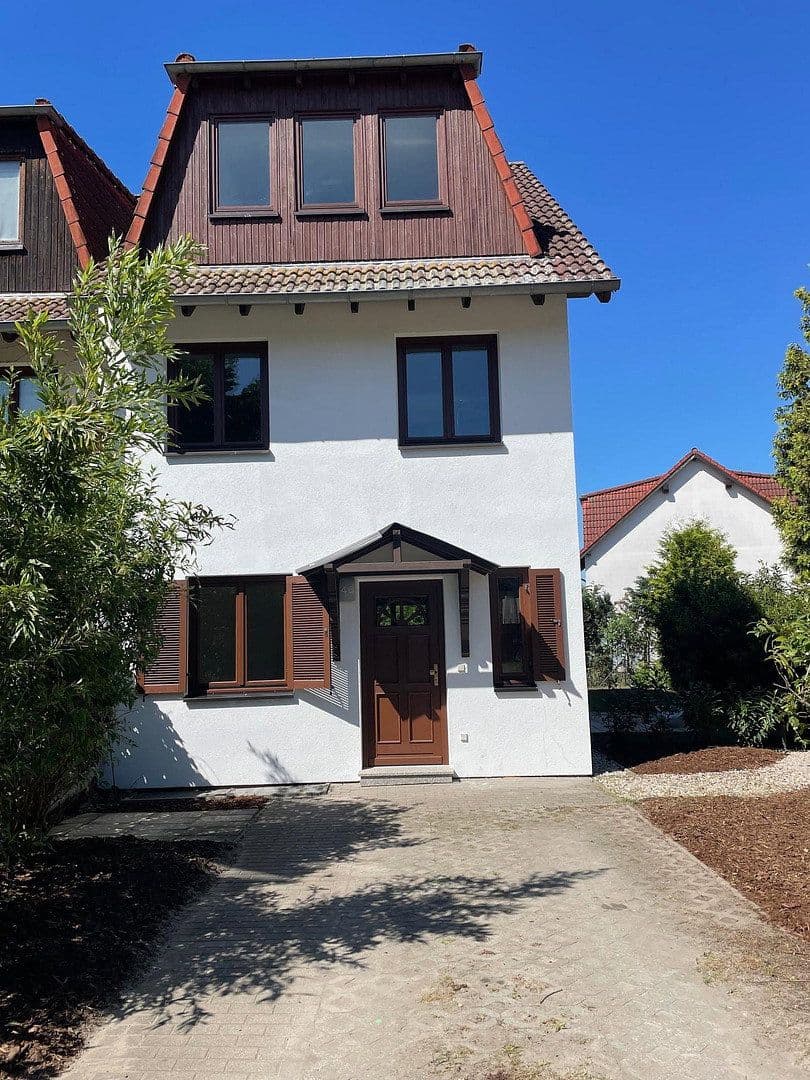 Prodej domu 115 m², pozemek 208 m², Zossen, Braniborsko Prodej domu 115 m², pozemek 208 m², Zossen, Braniborsko