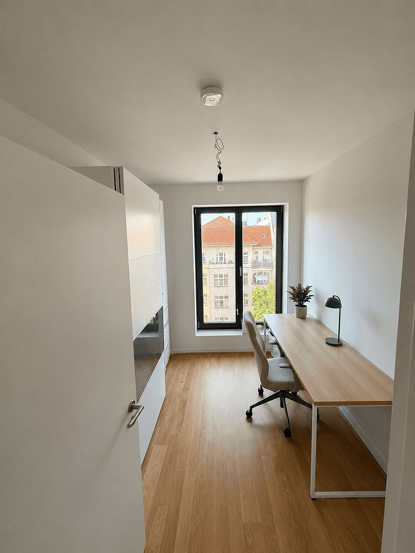 Prodej bytu 4+1 97 m², Berlin, Berlín Prodej bytu 4+1 97 m², Berlin, Berlín