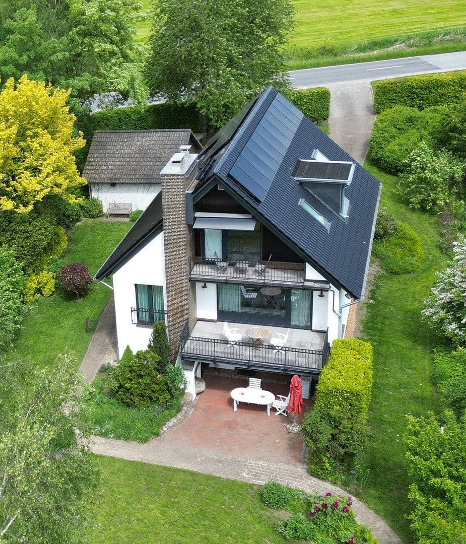 Prodej domu 179 m², pozemek 1.561 m², Hamburg, Hamburg Prodej domu 179 m², pozemek 1.561 m², Hamburg, Hamburg