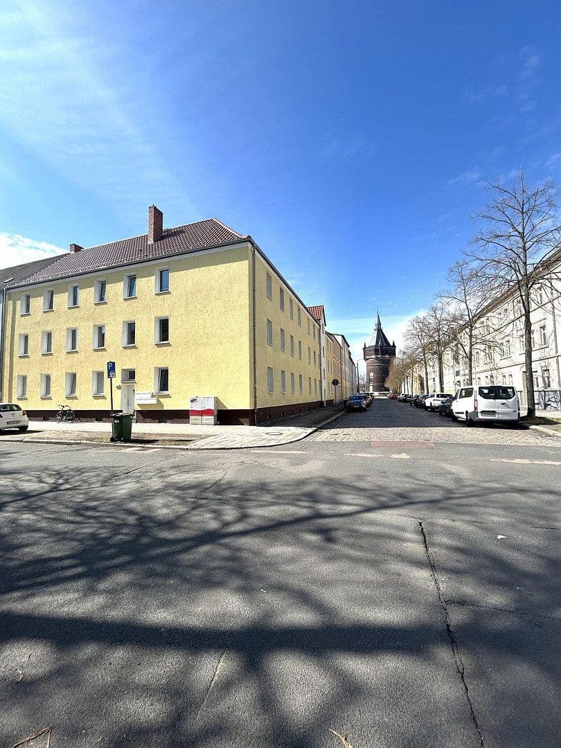 Pronájem bytu 2+1 69 m², Bernburgerstraße 16, Dessau-Roßlau, Sasko-Anhaltsko Pronájem bytu 2+1 69 m², Bernburgerstraße 16, Dessau-Roßlau, Sasko-Anhaltsko