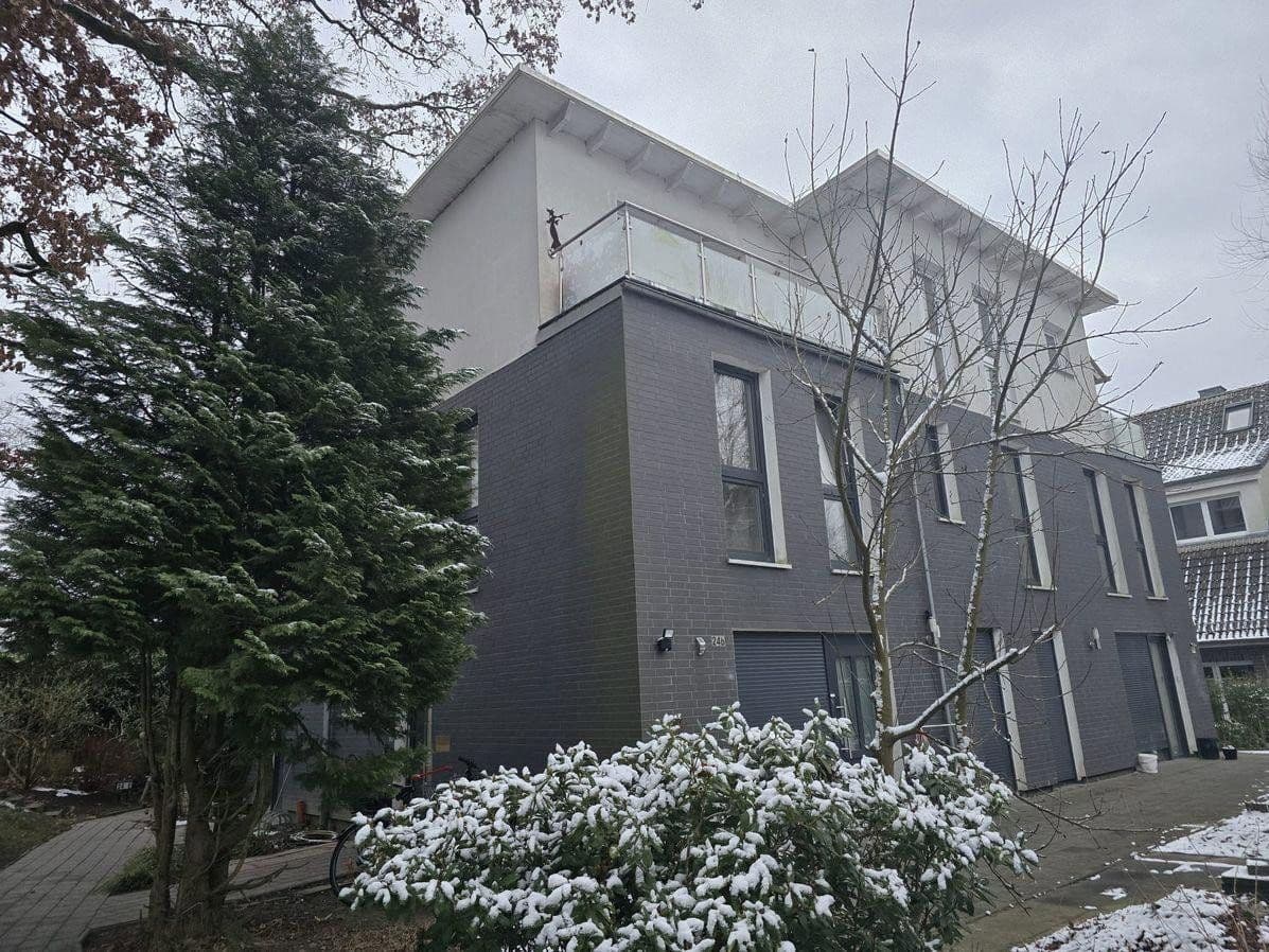 Prodej bytu 4+1 105 m², Hamburg, Hamburg Prodej bytu 4+1 105 m², Hamburg, Hamburg
