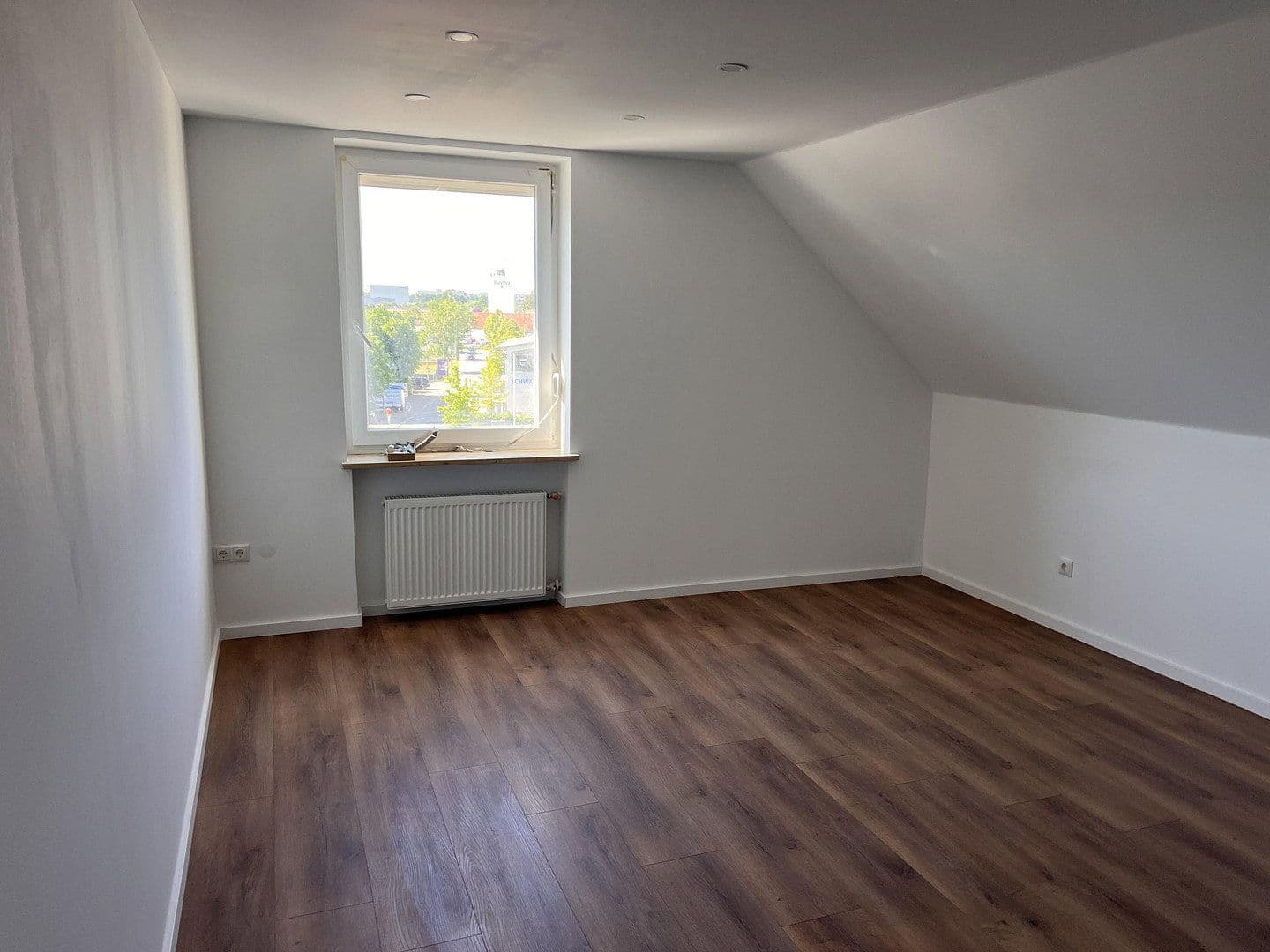 Prodej bytu 6+1 113 m², bahnhofstr 26, Mainburg, Bavorsko Prodej bytu 6+1 113 m², bahnhofstr 26, Mainburg, Bavorsko
