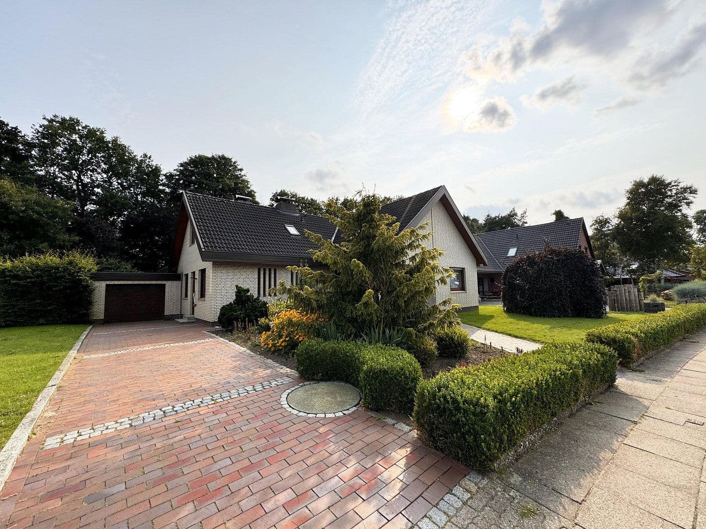 Prodej domu 182 m², pozemek 725 m², Theodor-Storm-Straße 35, Brunsbüttel, Šlesvicko-Holštýnsko Prodej domu 182 m², pozemek 725 m², Theodor-Storm-Straße 35, Brunsbüttel, Šlesvicko-Holštýnsko
