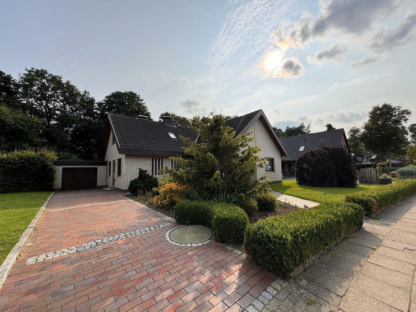 Prodej domu 182 m², pozemek 725 m², Theodor-Storm-Straße 35, Brunsbüttel, Šlesvicko-Holštýnsko Prodej domu 182 m², pozemek 725 m², Theodor-Storm-Straße 35, Brunsbüttel, Šlesvicko-Holštýnsko