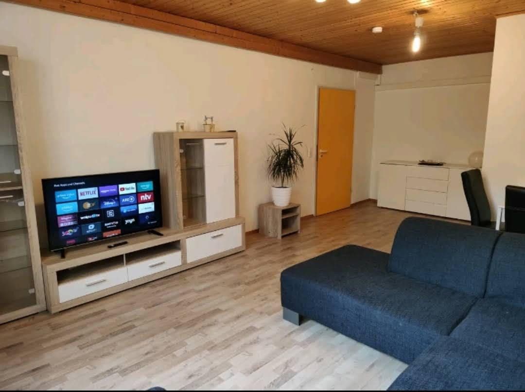 Pronájem bytu 2+1 60 m², Kirchheim am Neckar, Bádensko-Württembersko Pronájem bytu 2+1 60 m², Kirchheim am Neckar, Bádensko-Württembersko