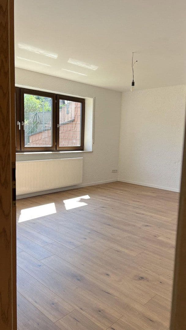 Pronájem bytu 2+1 75 m², Otterbach, Porýní-Falc Pronájem bytu 2+1 75 m², Otterbach, Porýní-Falc