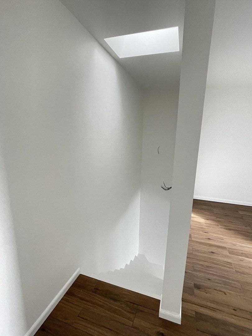Pronájem domu 110 m², pozemek 300 m², Eibenweg 5, Köln, Severní Porýní-Vestfálsko Pronájem domu 110 m², pozemek 300 m², Eibenweg 5, Köln, Severní Porýní-Vestfálsko