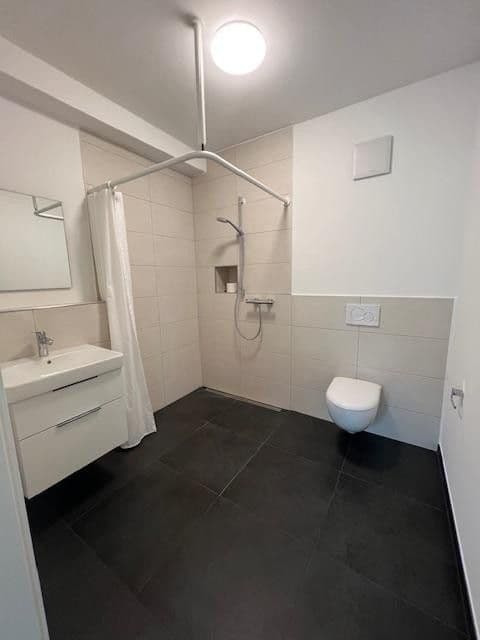 Pronájem bytu 1+1 32 m², Frankfurt, Hessen Pronájem bytu 1+1 32 m², Frankfurt, Hessen
