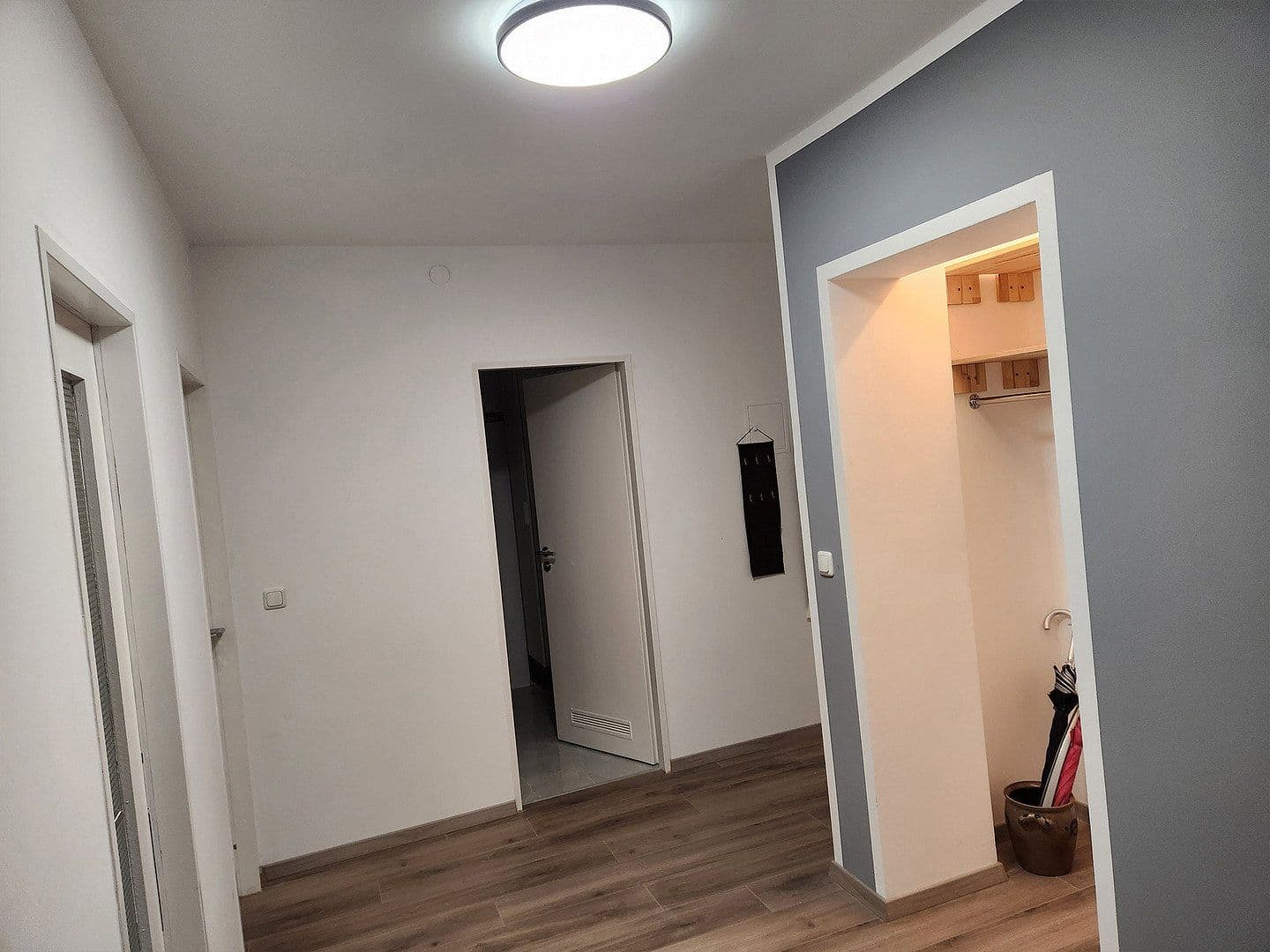 Pronájem bytu 2+1 75 m², Franz-Reber-Weg 6, München, Bavorsko Pronájem bytu 2+1 75 m², Franz-Reber-Weg 6, München, Bavorsko