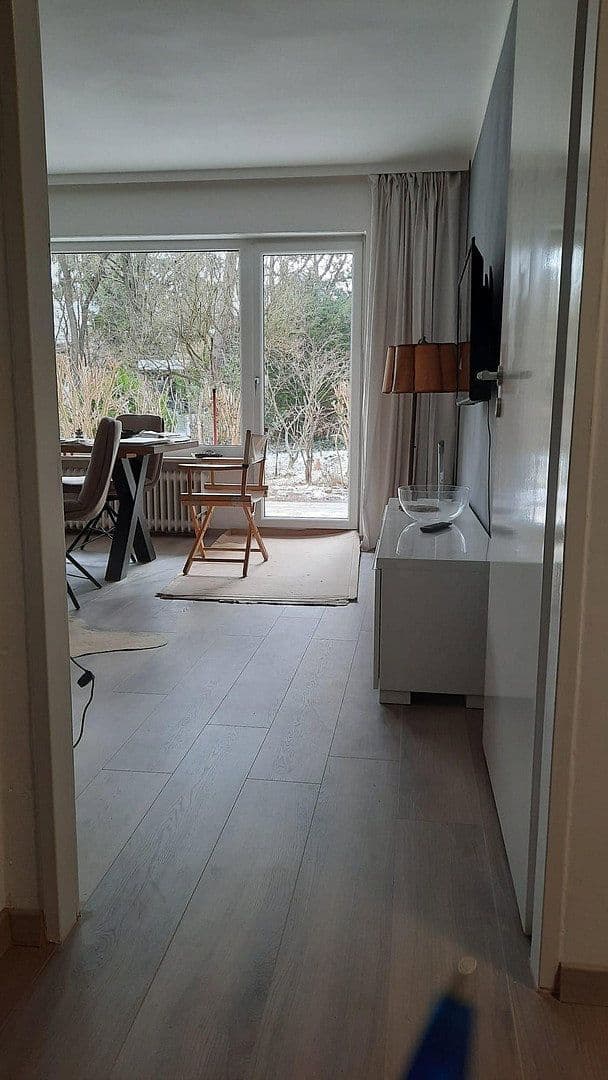 Pronájem bytu 2+1 75 m², Franz-Reber-Weg 6, München, Bavorsko Pronájem bytu 2+1 75 m², Franz-Reber-Weg 6, München, Bavorsko