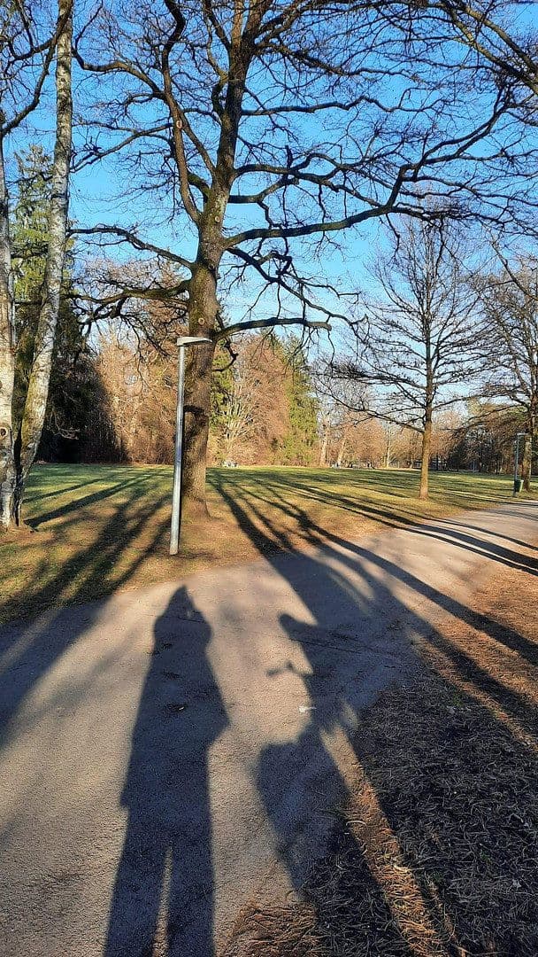 Pronájem bytu 2+1 75 m², Franz-Reber-Weg 6, München, Bavorsko Pronájem bytu 2+1 75 m², Franz-Reber-Weg 6, München, Bavorsko